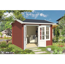 Gartenhaus aus Holz mit geöffneten Doppeltüren, Gartenmöbeln und Büchern im Inneren