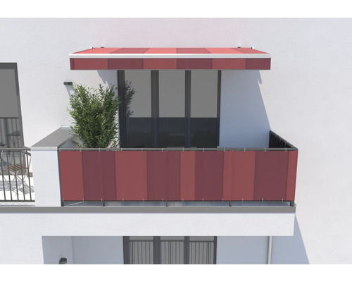 Balkon mit Sichtschutz und Markise