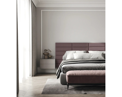 Wandkissen Velvet altrosa Gewebte-Optik 60 x 15 cm Schlafzimmer mit Bett, gestepptem Kopfteil, Nachttisch und Teppich