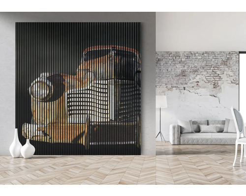 Dekoratives Wandpaneel mit Oldtimer-Motiv im Wohnraum.