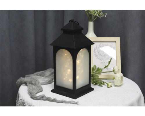 Dekorative Laterne mit Sternenlicht für den Innenbereich.