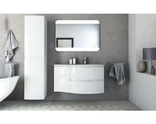 Modernes Badezimmer mit weißem Waschtisch, Spiegelschrank und Hochschrank für Badezimmerausstattung und Accessoires.