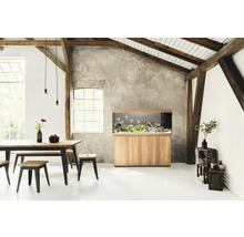 Aquarium mit Unterschrank im Wohnraum