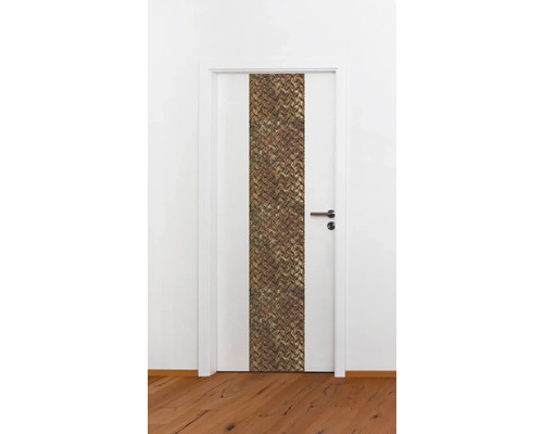 Weiße Innentür mit Dekor