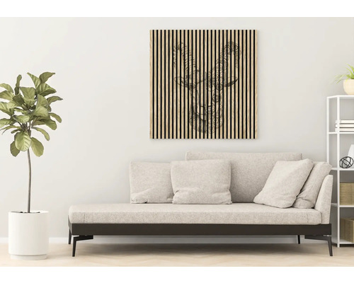 Wandbild mit Hirschmotiv über einer Couch im Wohnzimmer
