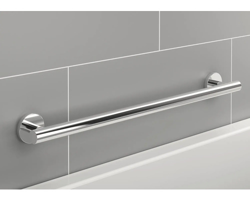 Haltegriff aus Metall im Badezimmer