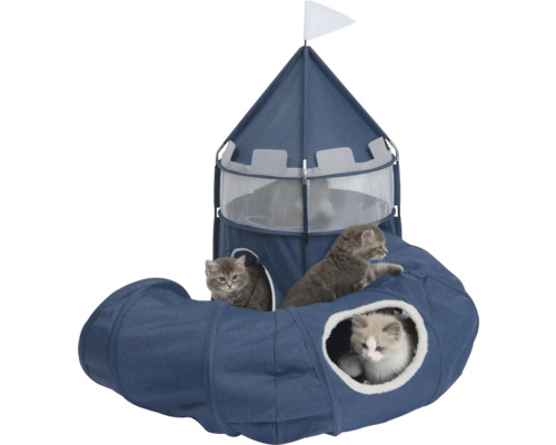 Katzenzelt mit Tunnel und drei Kätzchen