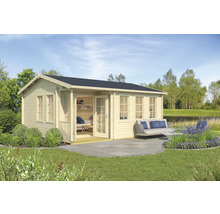 Gartenhaus aus Holz mit Terrasse und Sitzgelegenheiten im Garten