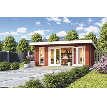 Holzgartenhaus mit Fenstern und Flügeltüren in einem Garten