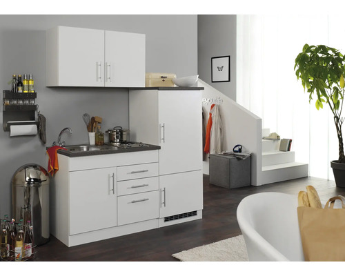 Kompakte Küchenzeile mit Spüle, Kochfeld und Stauraum in einem modernen Küchendesign