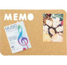 Memo Board mit Notizen und Foto