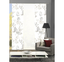 Wohnzimmer mit Schiebegardinen mit Blätterdessin