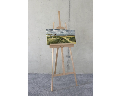 Staffelei mit Landschaftsgemälde