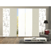 Raumansicht mit Schiebegardinen mit Blattmuster und Leinwandstruktur