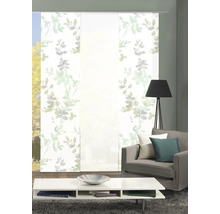 Wohnzimmer mit Schiebegardine mit Blätterdruck