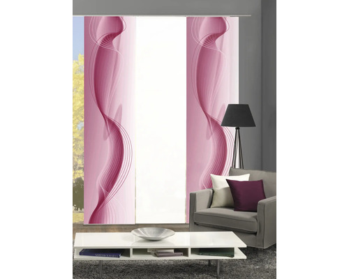 Wohnzimmer mit Schiebegardinen mit Muster