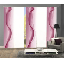 Raumansicht mit Schiebegardinen mit Wellenmuster