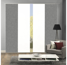 Wohnzimmer mit Schiebevorhängen zur Fensterdekoration