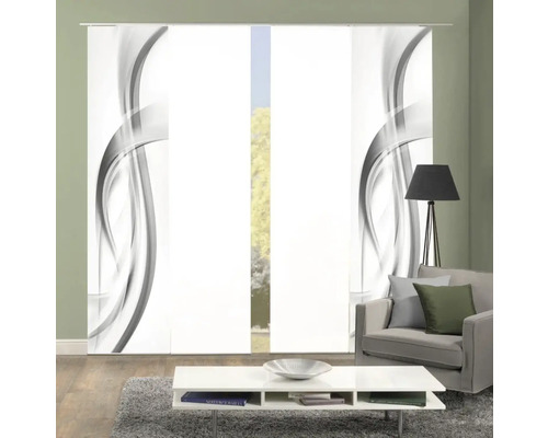 Dekorativer Schiebevorhang mit abstraktem Wellenmuster im Wohnzimmer