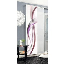 Dekorativer Schiebevorhang mit abstraktem Muster im Wohnraum