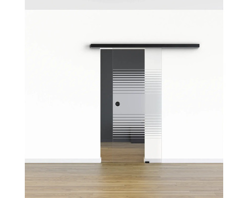 Schiebetür aus Glas mit horizontalem Streifenmuster und schwarzer Laufschiene