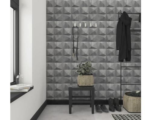 Eingangsbereich mit grauer 3D-Effekt Tapete, Garderobe und Accessoires für ein stilvolles Zuhause.