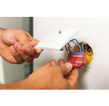 Installation eines Shelly Smart Home Relais Schalters