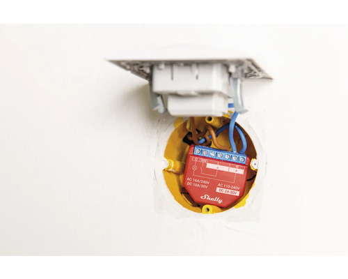 Eingebauter Shelly Smart Home Lichtschalter