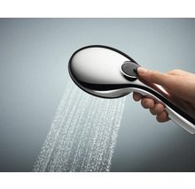 Handbrause mit Wasserstrahl und Hand