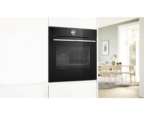 Einbauofen der Marke Bosch in einer modernen Küche