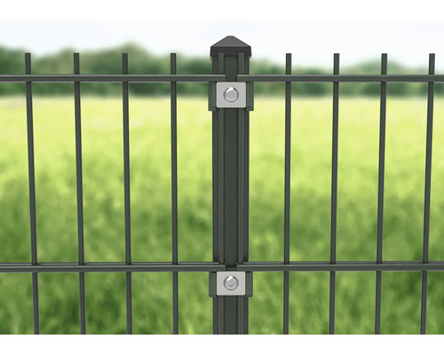 Doppelstabmattenzaun mit Zaunpfosten und Befestigung