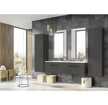 Modernes Badezimmer mit grauen Möbeln, Waschbecken, Spiegeln und Holzelementen