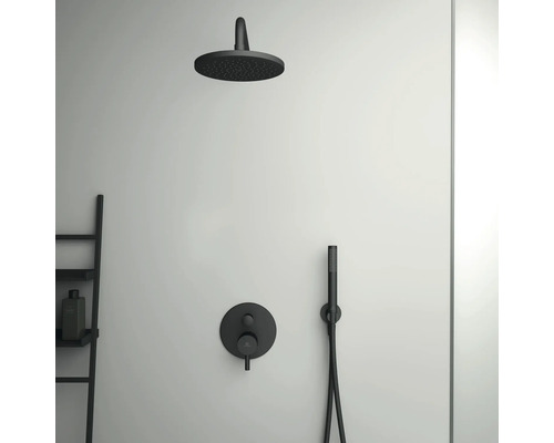 Duschsystem mit Kopfbrause, Handbrause und Thermostatarmatur zur Wandmontage