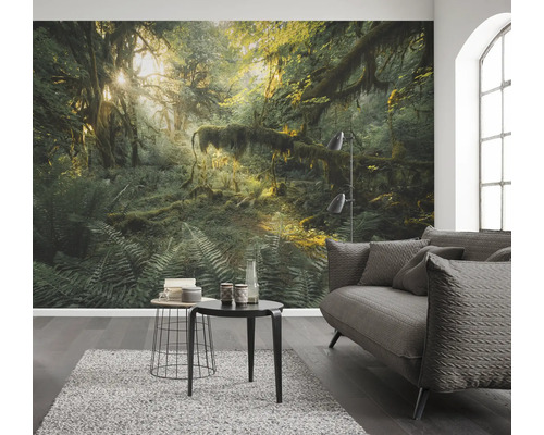 Fototapete Vlies PSH103-VD4 Hall of Mosses 4-tlg. 400 x 250 cm Wohnraum mit Fototapete Dschungelmotiv, Sofa und Beistelltischen