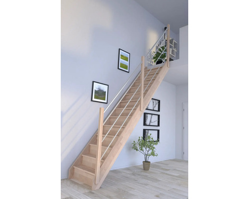 Holztreppe mit Edelstahlgeländer im Innenraum