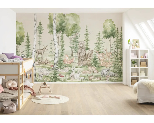 Kinderzimmer mit Waldtiermotiv-Tapete, Birke, Bär, Reh, Fuchs, Hase