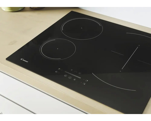 Schwarzes Candy Induktionskochfeld mit Bedienfeld