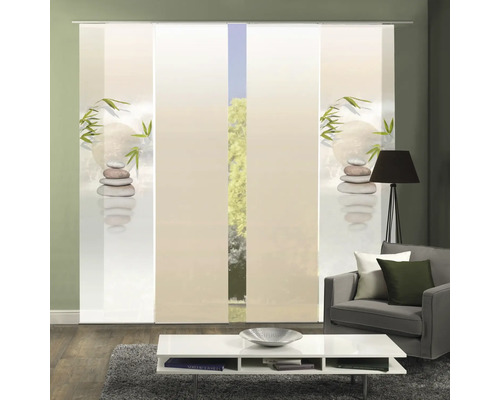 Wohnzimmer mit Schiebevorhang mit Steinmotiv und Bambusdesign