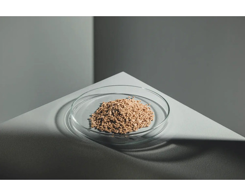 Hühnermist in Glasschale