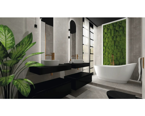 Helles Badezimmer mit Doppelwaschtisch, Badewanne und Mooswand