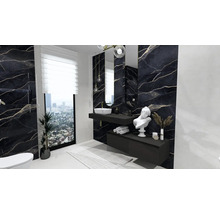 Modernes Badezimmer mit schwarzem Marmor, Waschtisch und großem Fenster