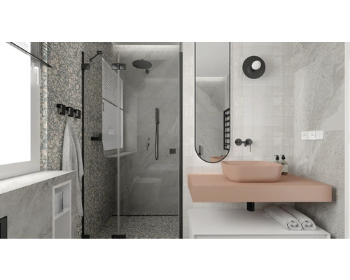 Modernes Badezimmer mit Dusche, Waschbecken, Spiegel und Handtüchern