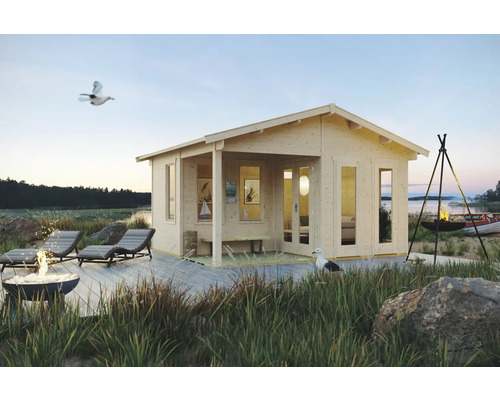 Gartenhaus SKAN HOLZ Utrecht inkl. Fußboden, Terrasse, Vordach 520 x 440 cm natur Holzgartenhaus mit Terrasse, Liegestühlen und Feuerstelle am See