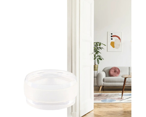 Türaufhalter vor einer Tür in einem Wohnzimmer.