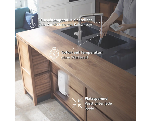Durchlauferhitzer unter einer Spüle eingebaut