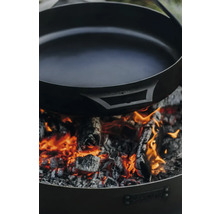 Feuerpfanne über offenem Feuer
