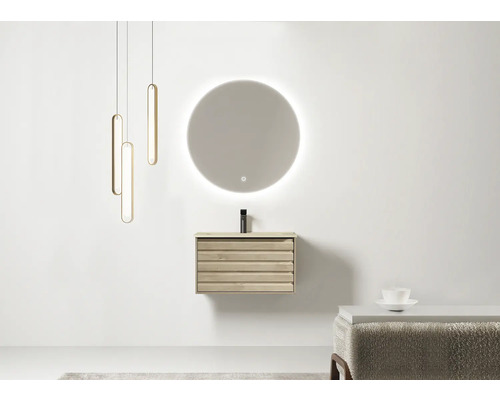 Modernes Badezimmerensemble mit Waschtisch, rundem Spiegel und Hängeleuchten