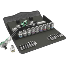 Werkzeugsatz mit Ratsche, Steckschlüsseln und Bits in einer Tasche