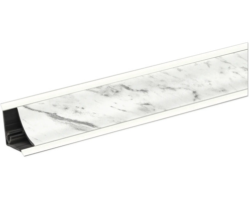 Sockelleiste mit Marmordekor
