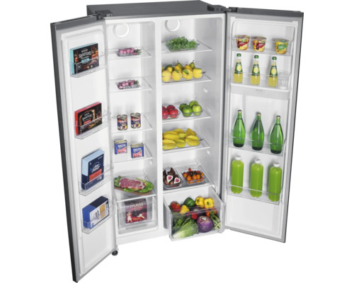 Geöffneter Side-by-Side Kühlschrank mit Lebensmitteln